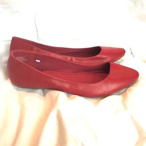 NWOT Red Flats